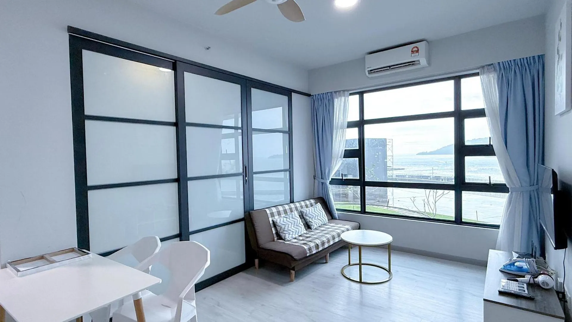 The House Of Happiness Jesselton Quay Apartment Kota Kinabalu Malaysia